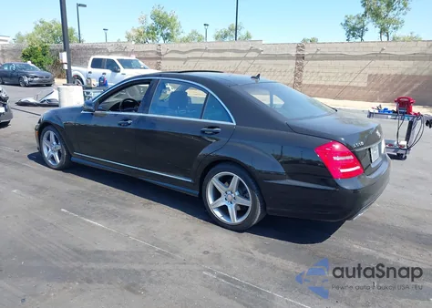 2010 Mercedes-Benz S 550 from USA, damaged, VIN WDDNG7BB9AA347420